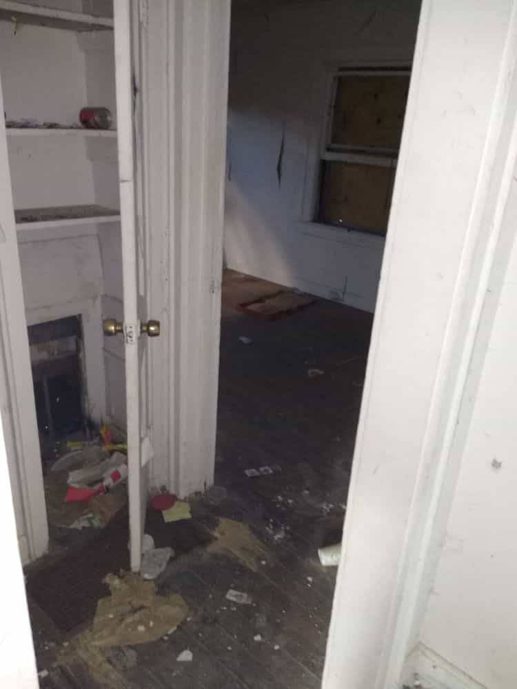 Picture of undefined, number 1