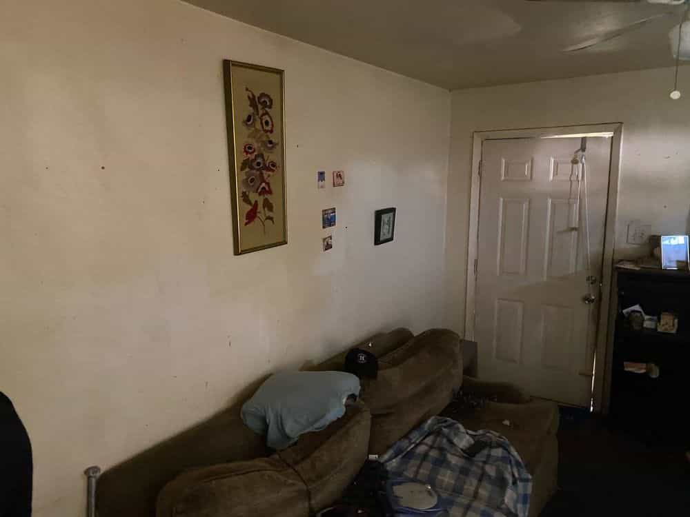 Picture of undefined, number 8