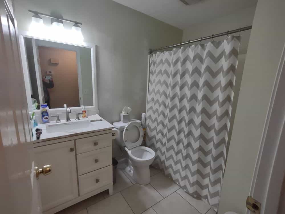 Picture of undefined, number 5