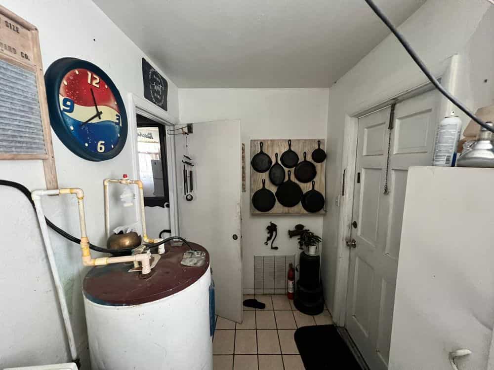 Picture of undefined, number 4