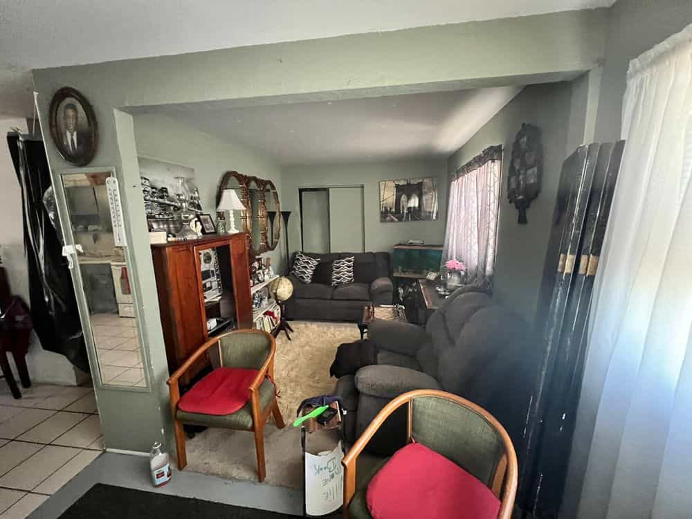 Picture of undefined, number 16