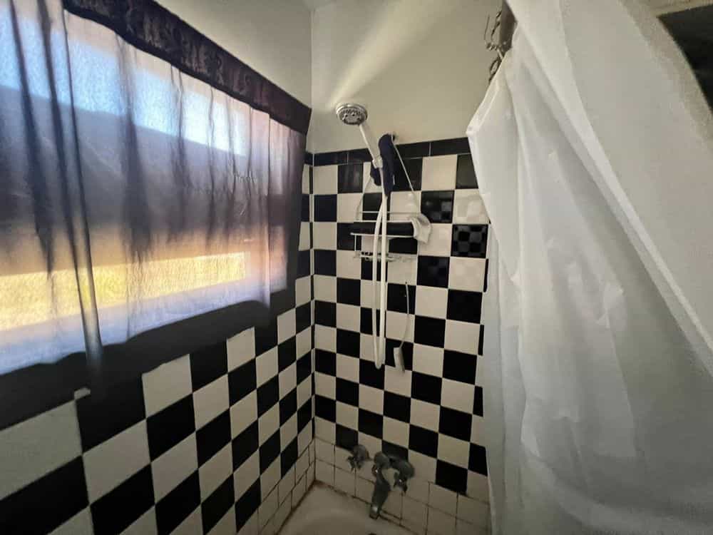 Picture of undefined, number 28