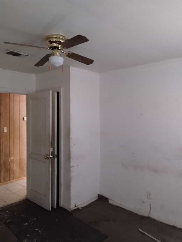 Picture of undefined, number 9