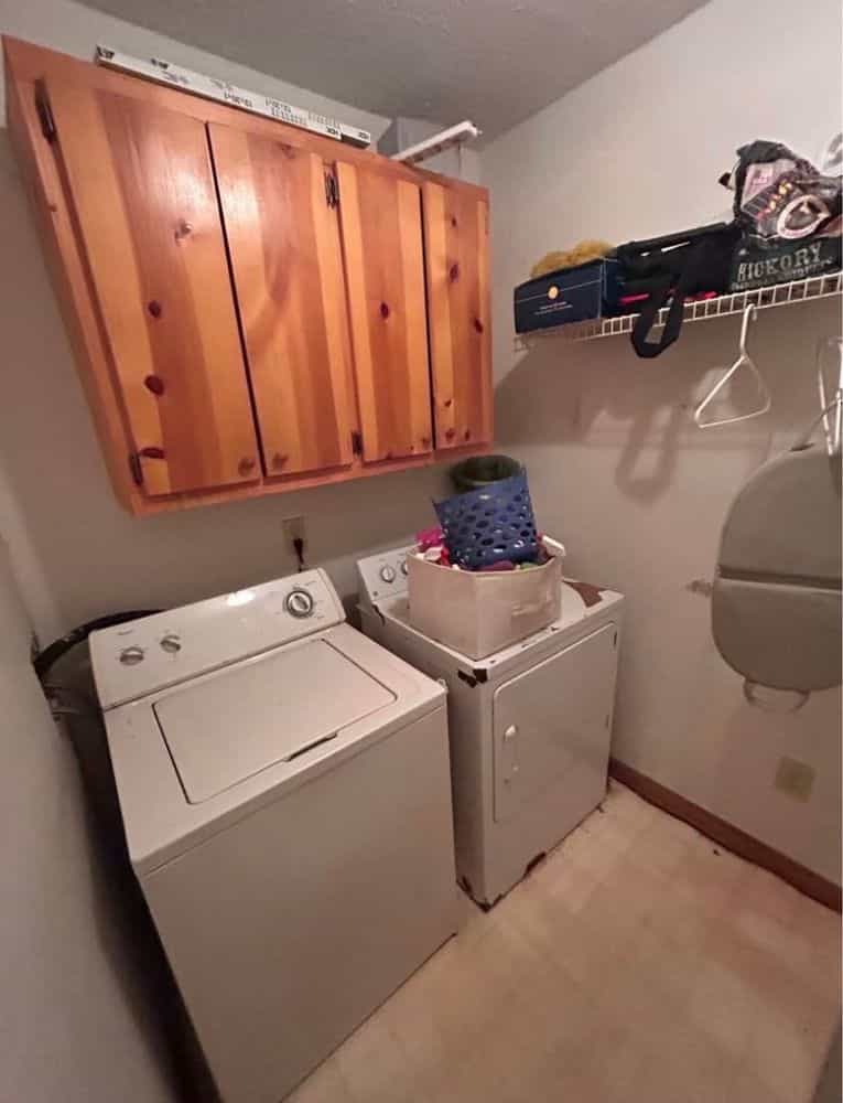 Picture of undefined, number 8
