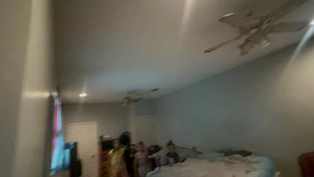 Picture of undefined, number 19