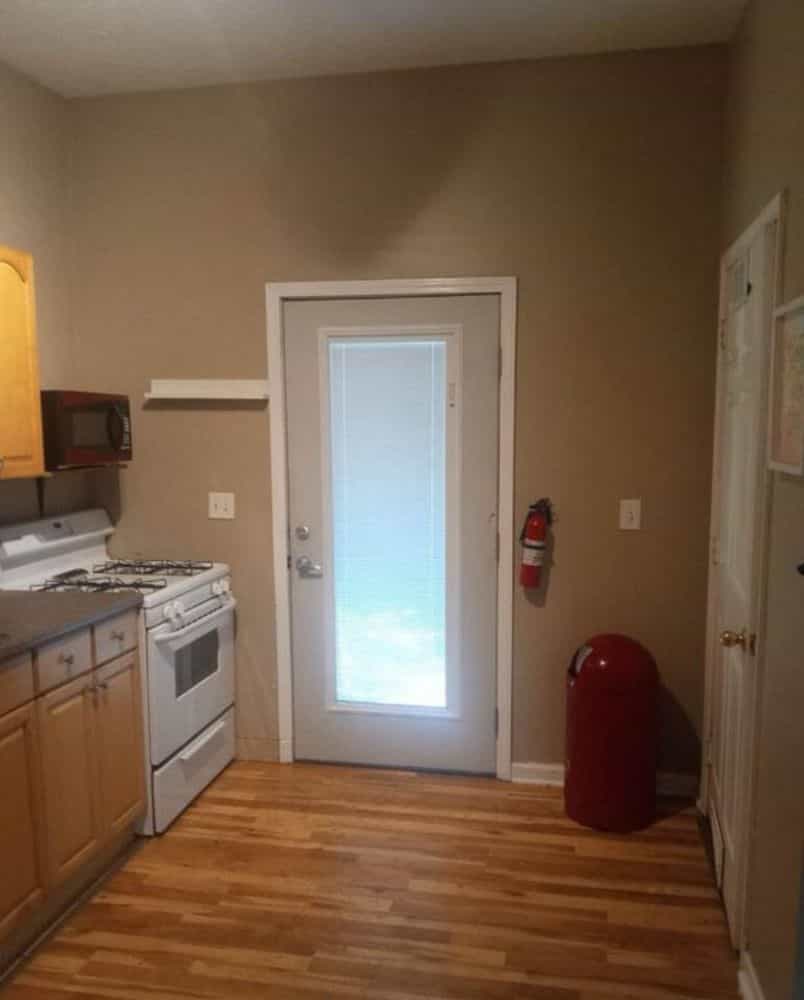 Picture of undefined, number 6