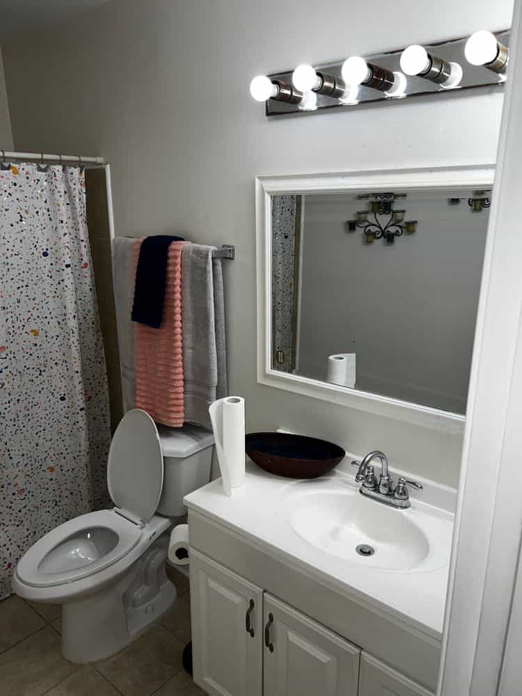 Picture of undefined, number 18