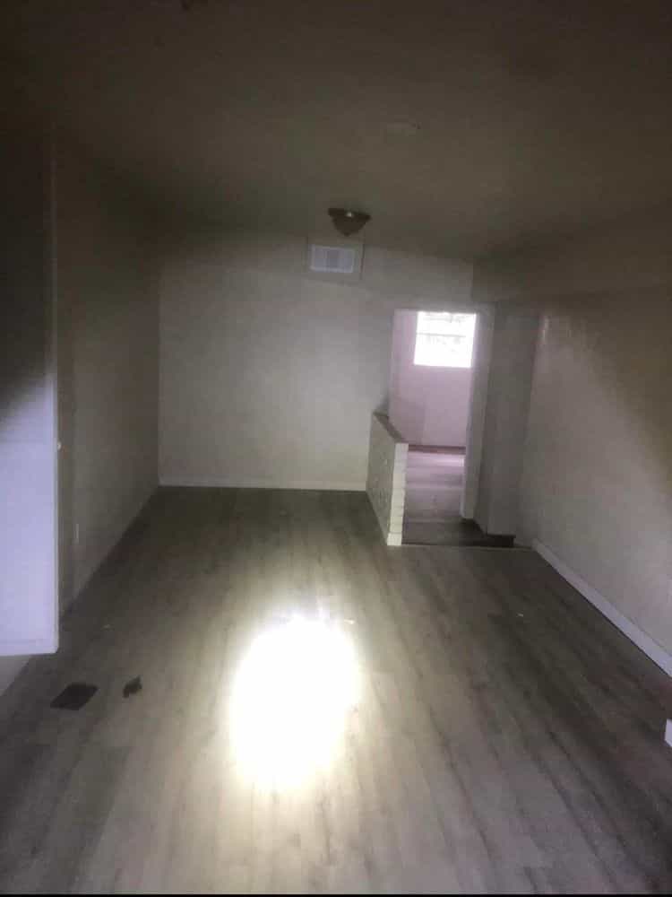 Picture of undefined, number 11