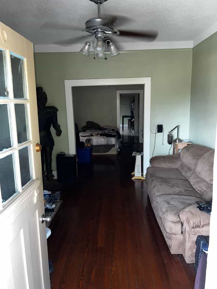 Picture of undefined, number 8