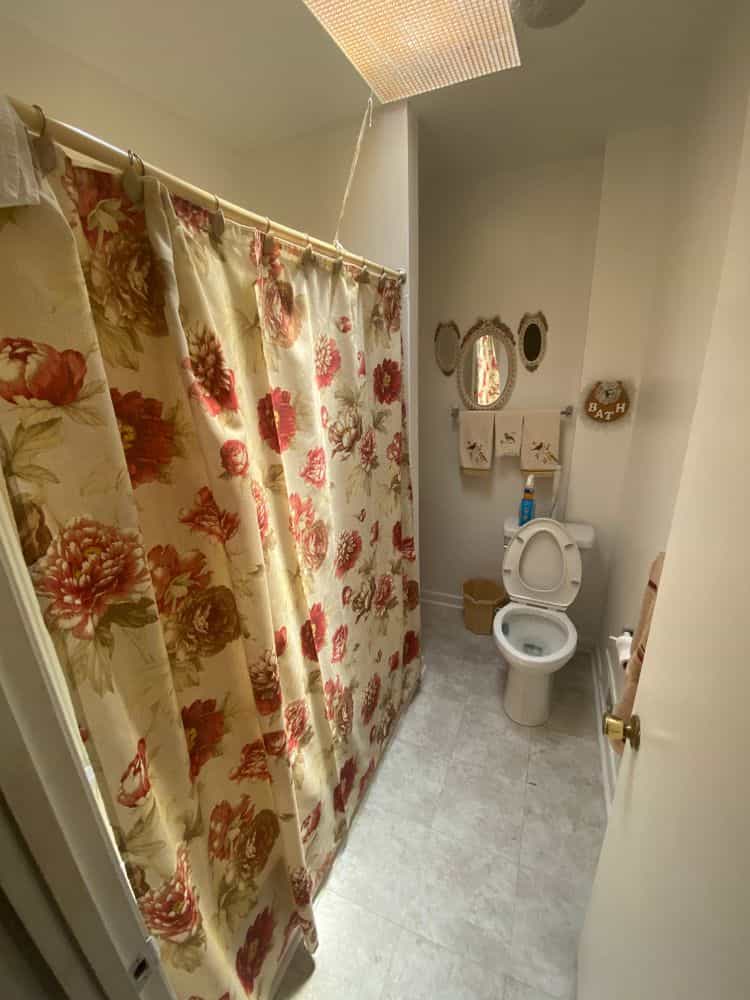 Picture of undefined, number 8