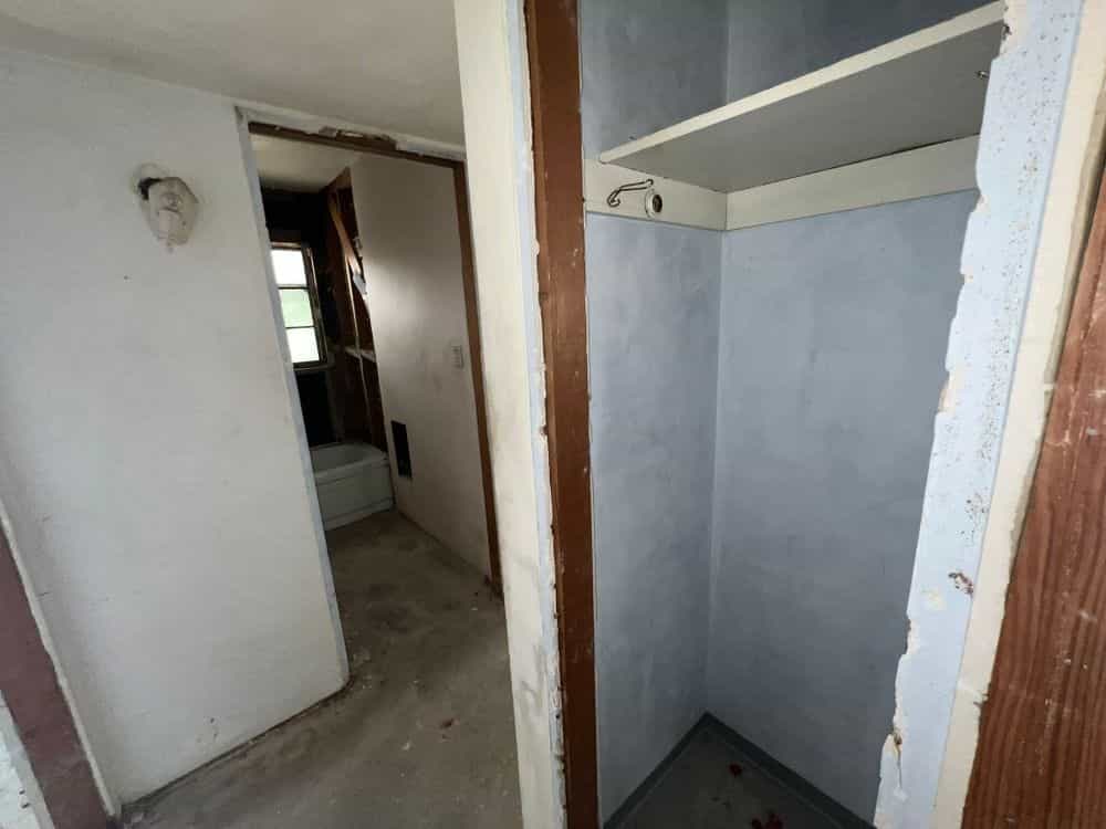Picture of undefined, number 23