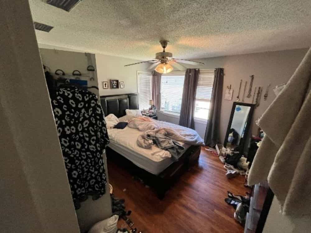 Picture of undefined, number 16