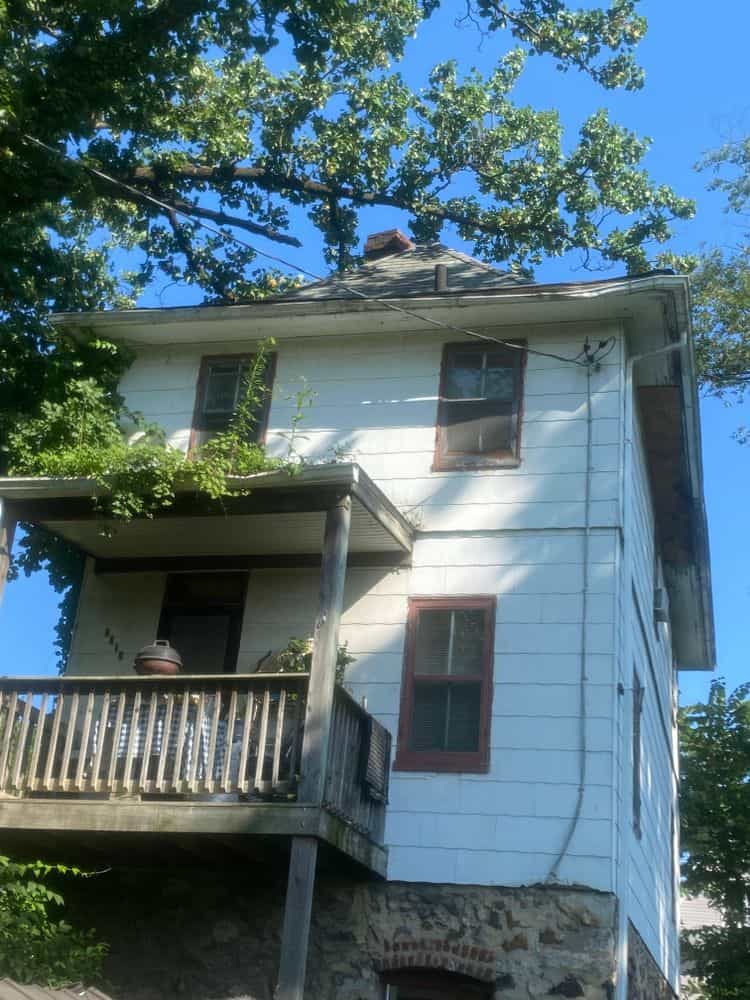 Picture of undefined, number 8