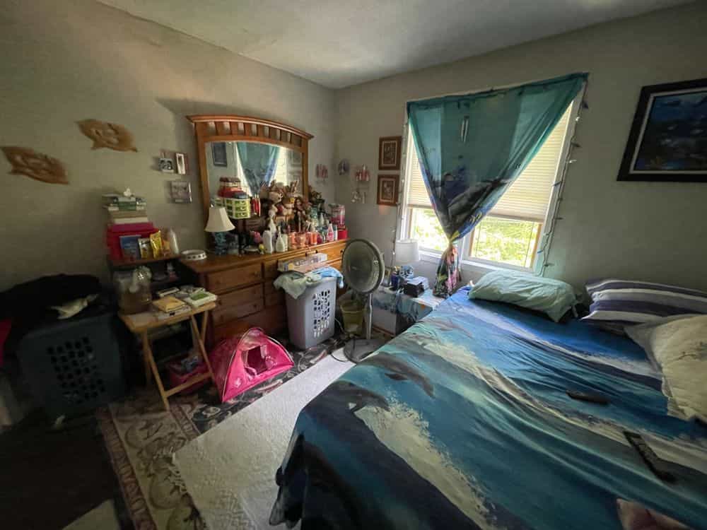 Picture of undefined, number 23