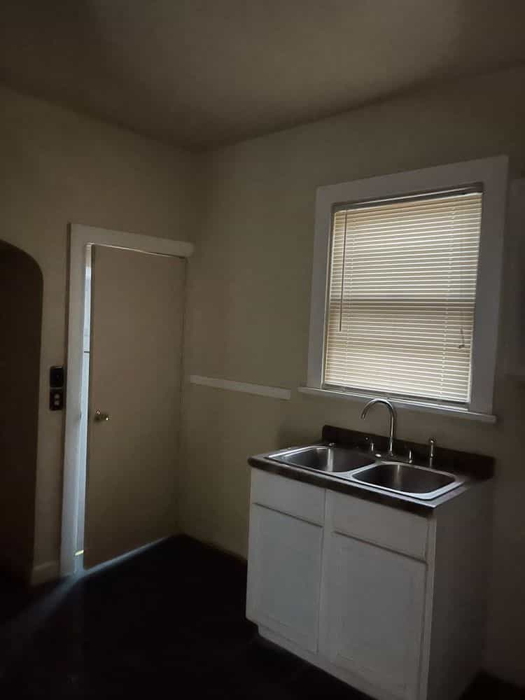Picture of undefined, number 15