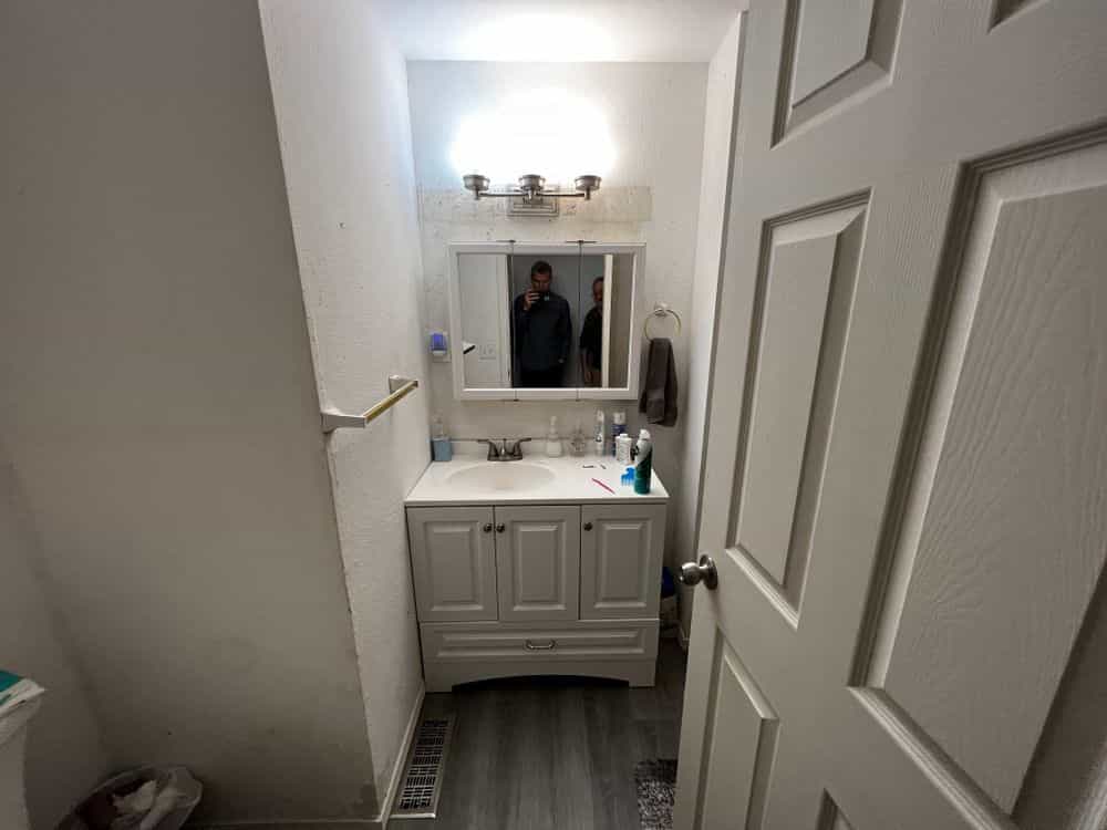 Picture of undefined, number 2