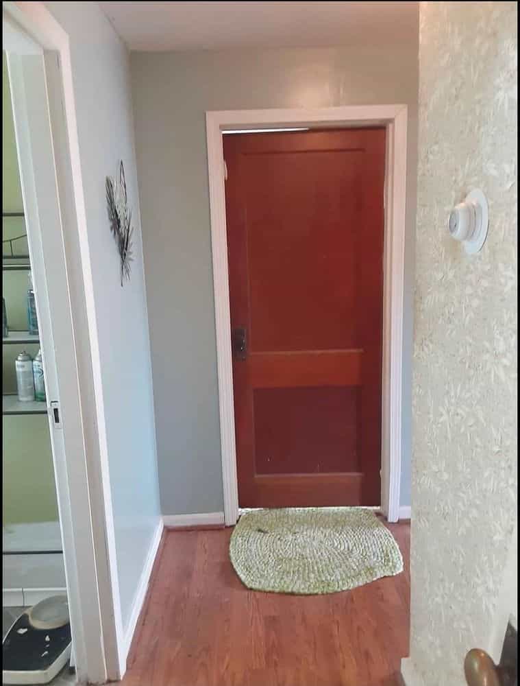 Picture of undefined, number 8
