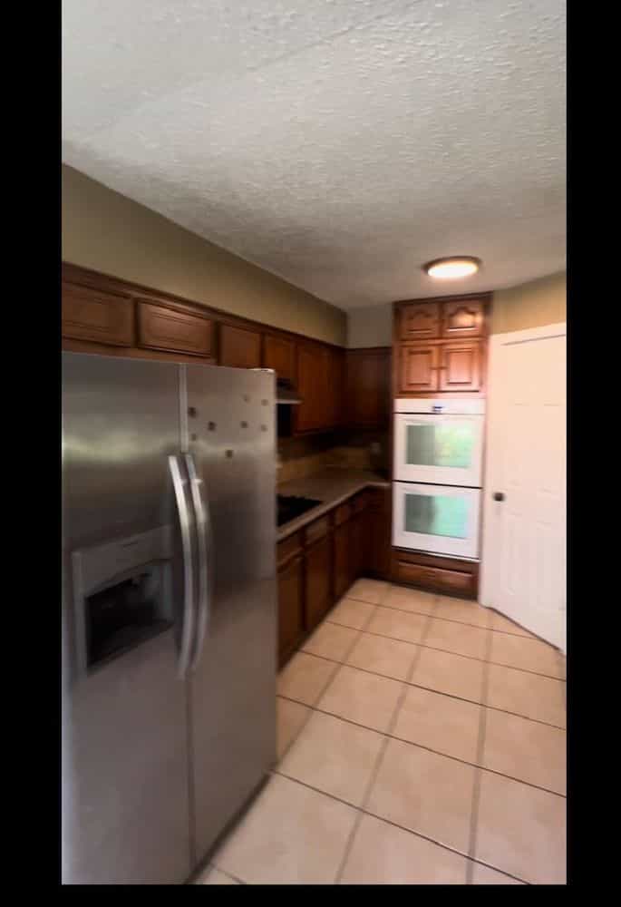 Picture of undefined, number 8
