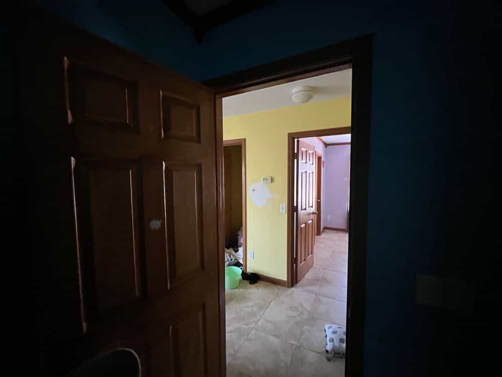 Picture of undefined, number 2