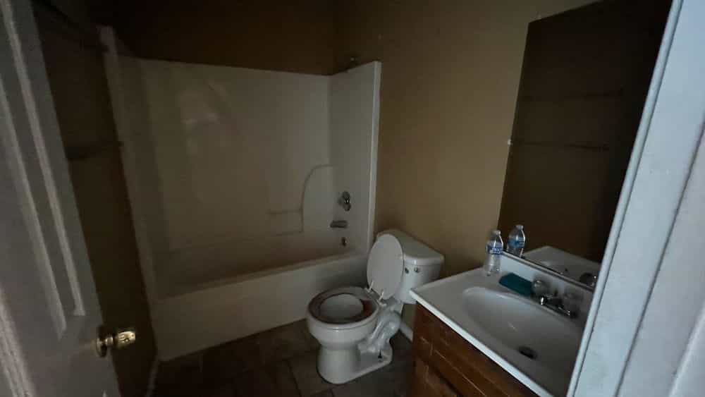Picture of undefined, number 22