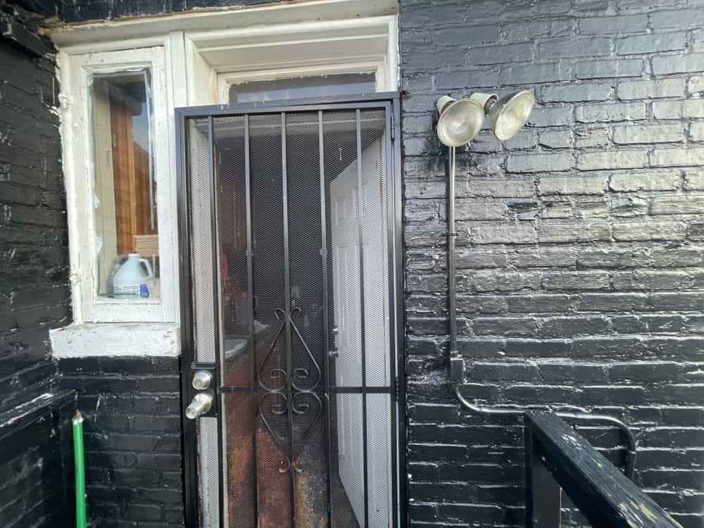 Picture of undefined, number 10