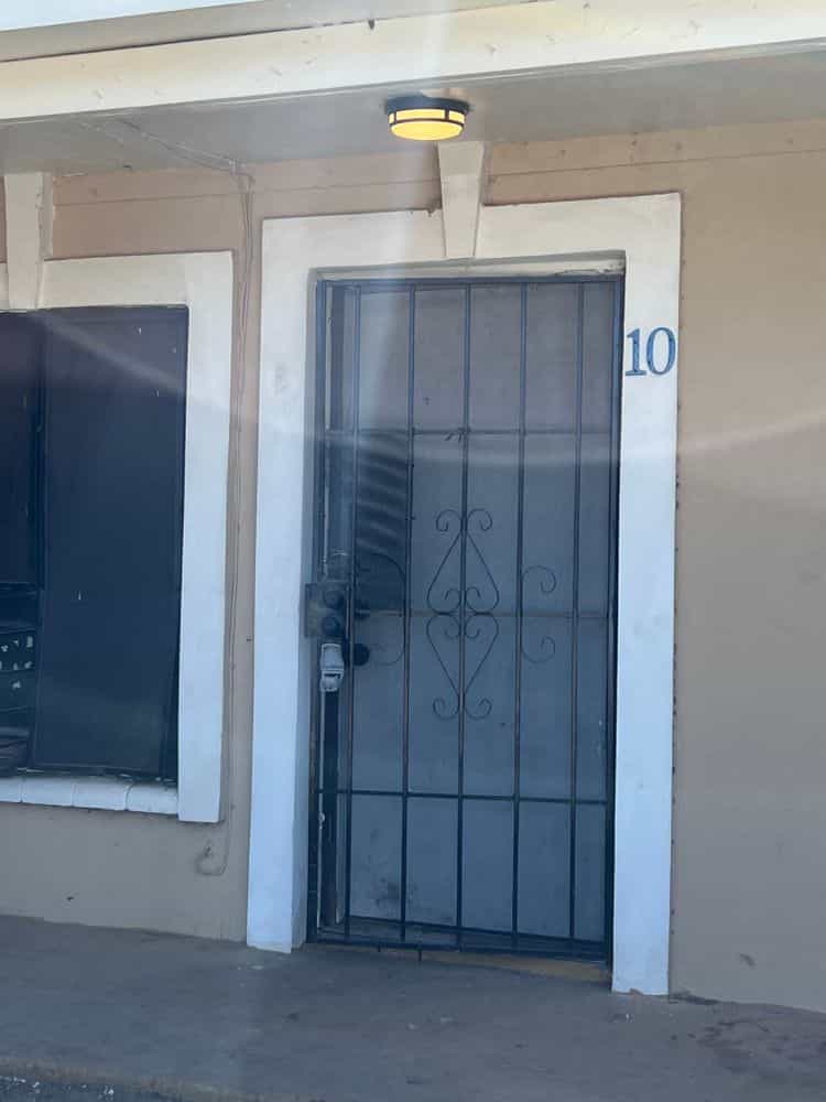 Picture of undefined, number 19