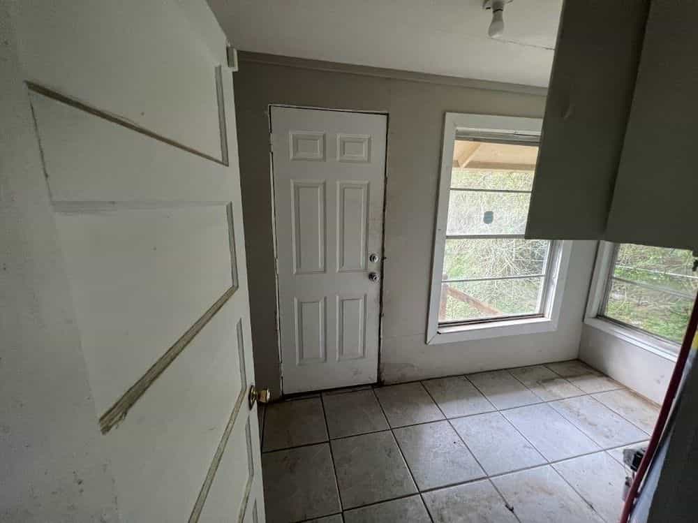 Picture of undefined, number 27