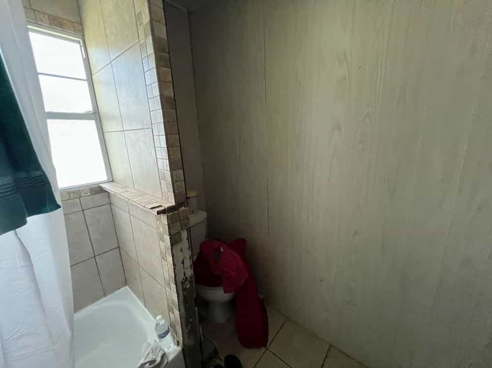 Picture of undefined, number 39