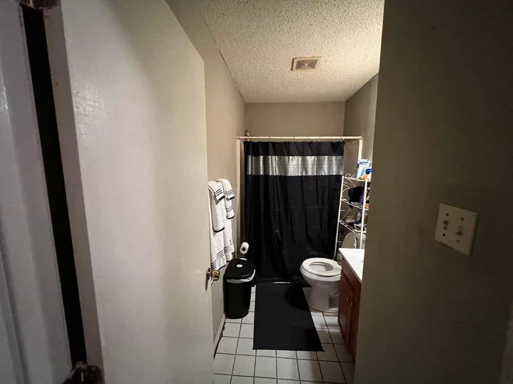 Picture of undefined, number 19