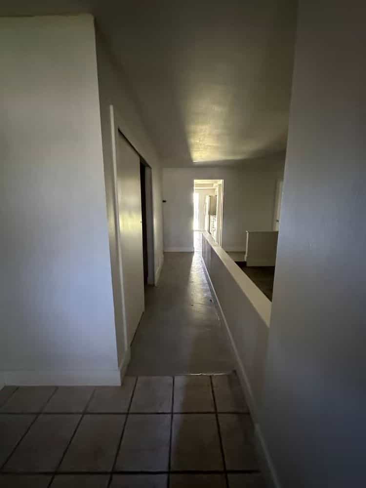 Picture of undefined, number 1
