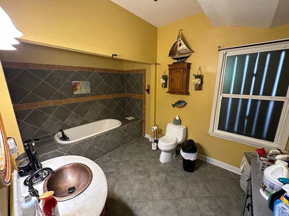 Picture of undefined, number 11