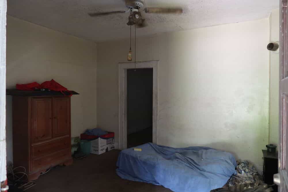 Picture of undefined, number 8