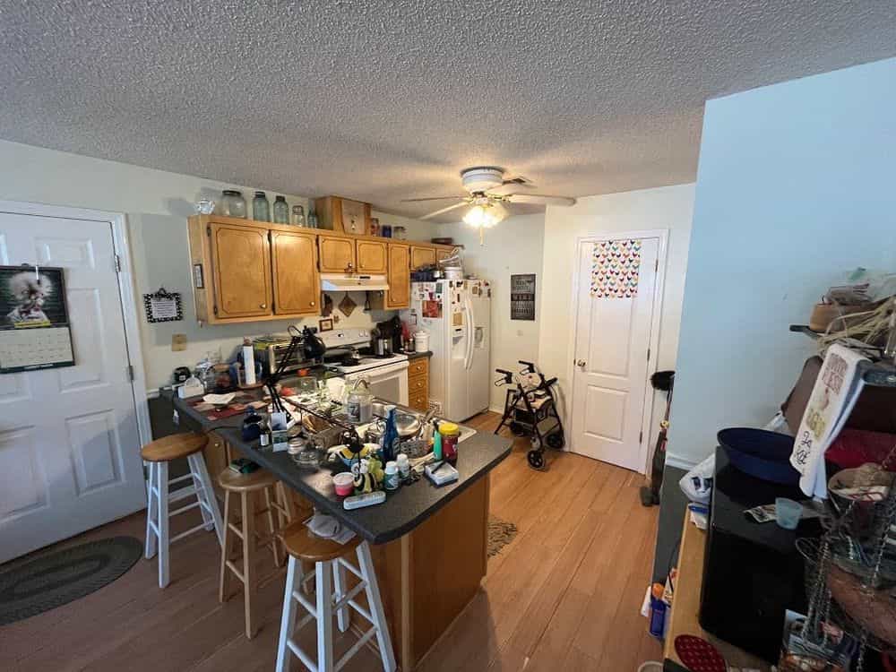 Picture of undefined, number 6