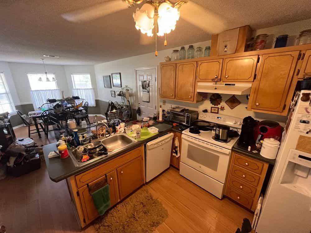 Picture of undefined, number 8