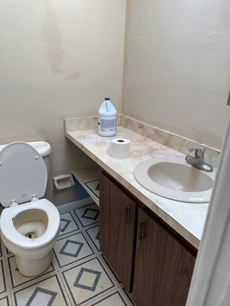 Picture of undefined, number 8