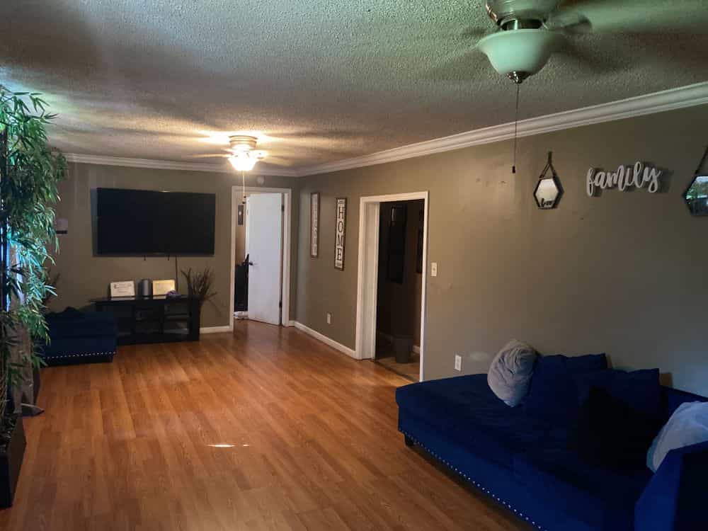 Picture of undefined, number 1