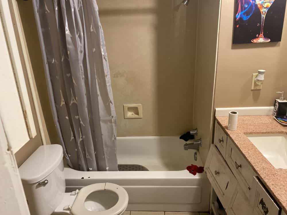 Picture of undefined, number 2