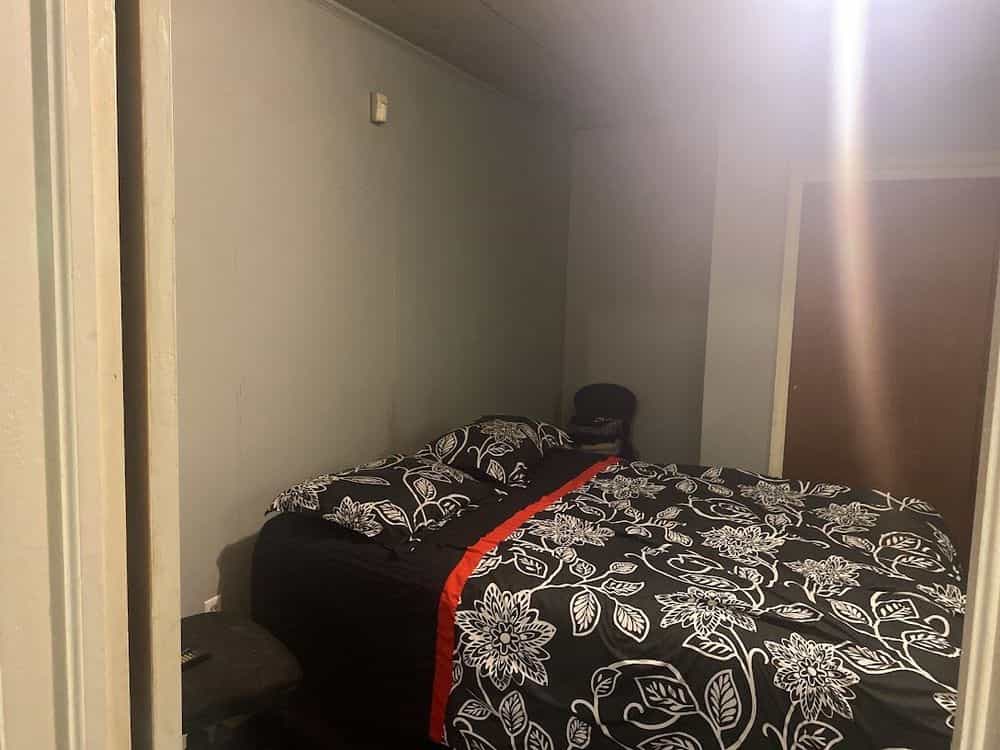 Picture of undefined, number 12