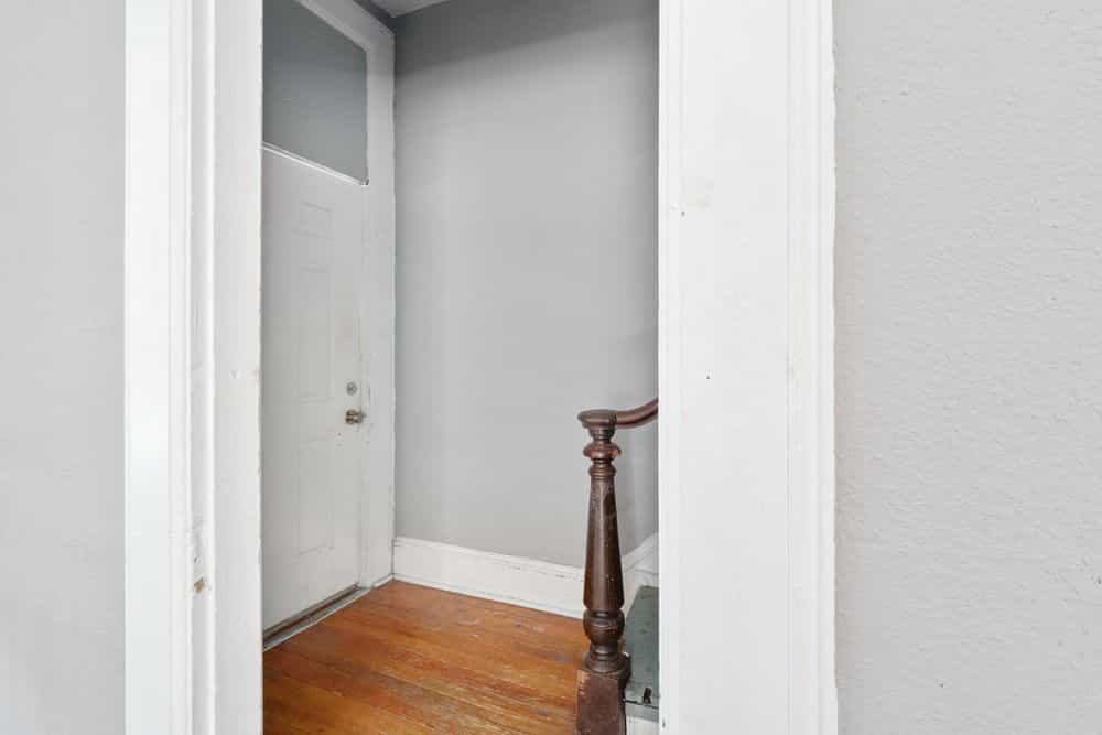 Picture of undefined, number 18
