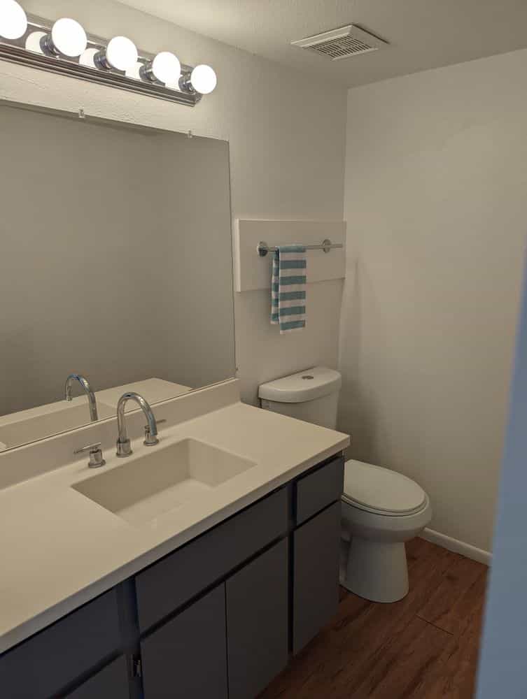 Picture of undefined, number 18