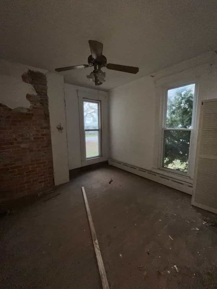 Picture of undefined, number 6