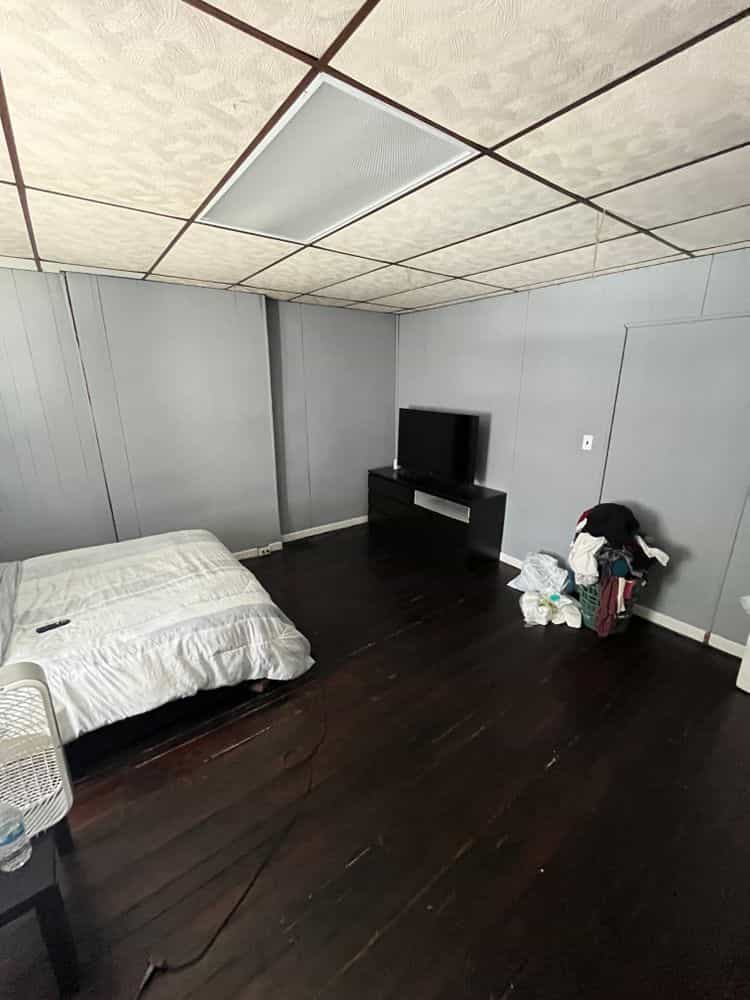Picture of undefined, number 13