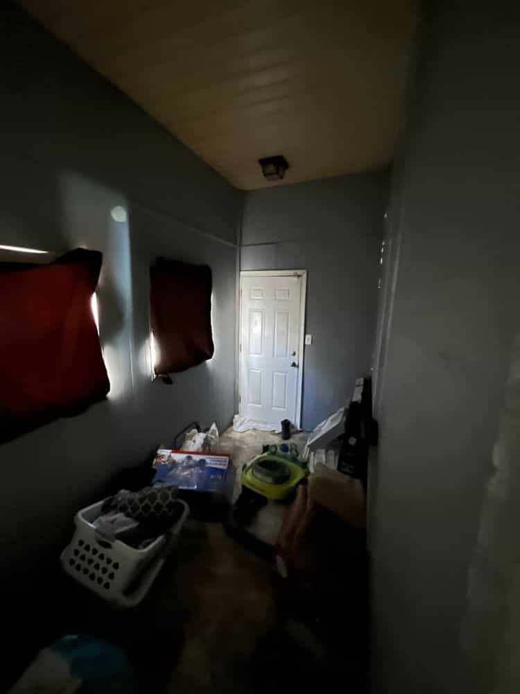 Picture of undefined, number 32