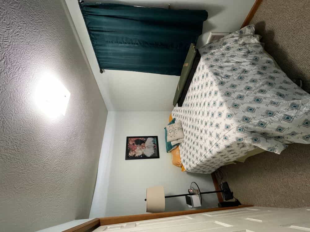 Picture of undefined, number 9