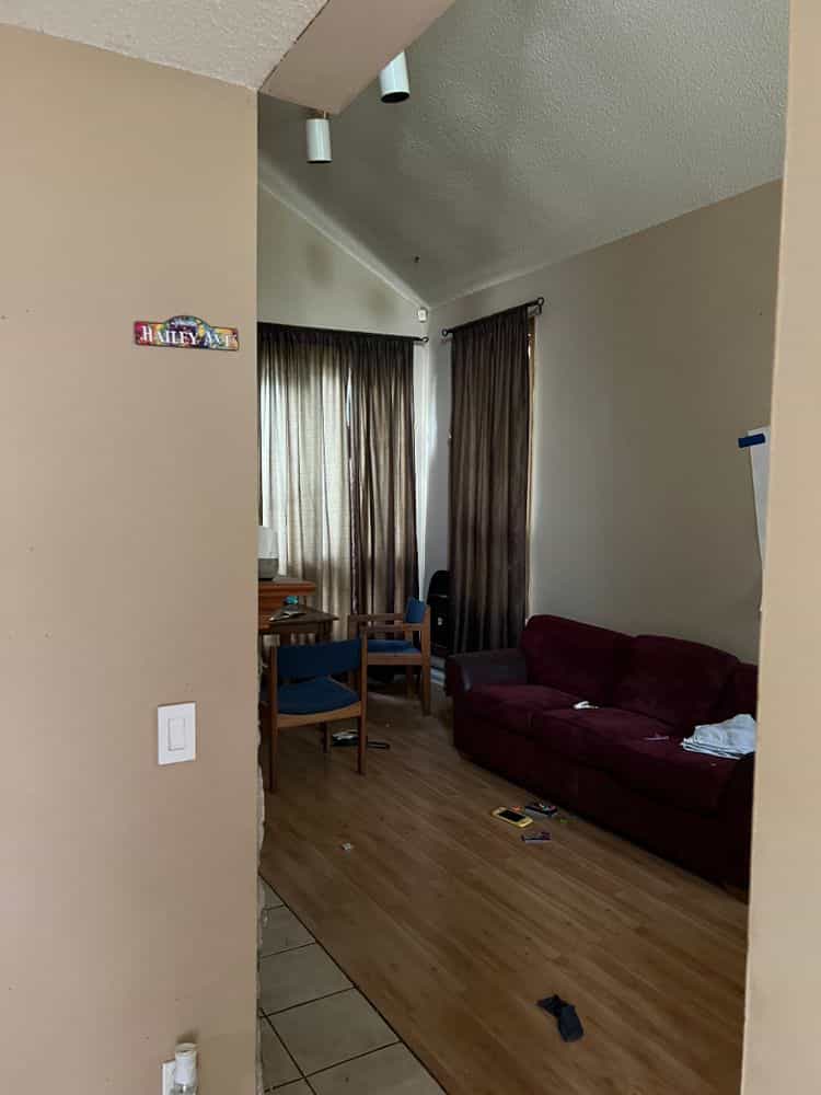 Picture of undefined, number 1