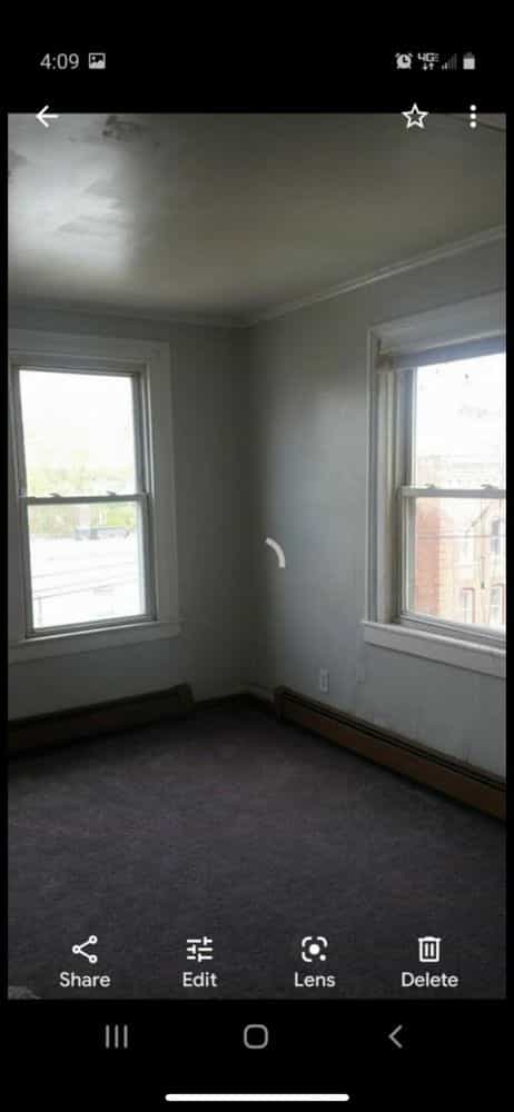 Picture of undefined, number 4