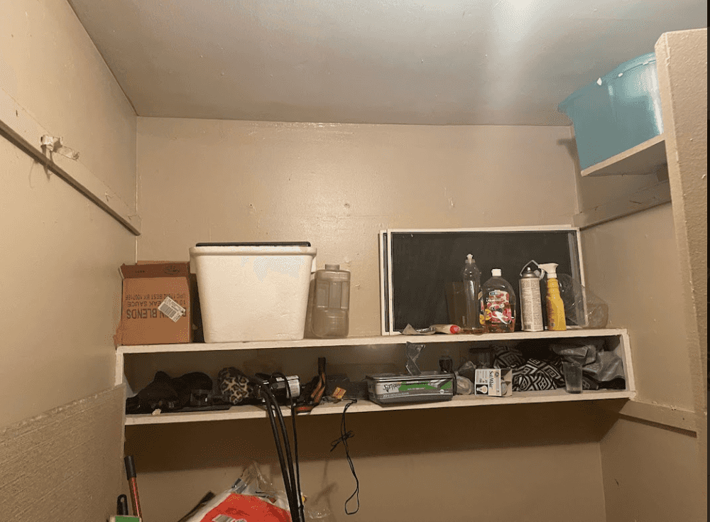 Picture of undefined, number 28