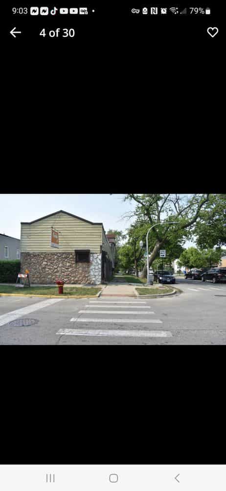 Picture of undefined, number 2