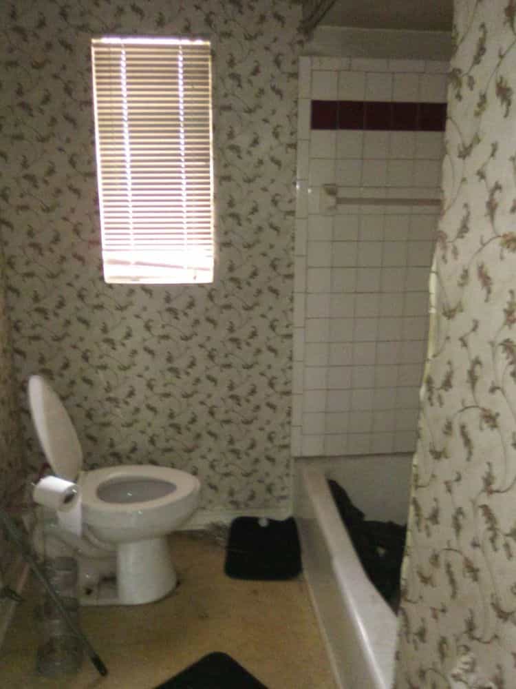 Picture of undefined, number 3