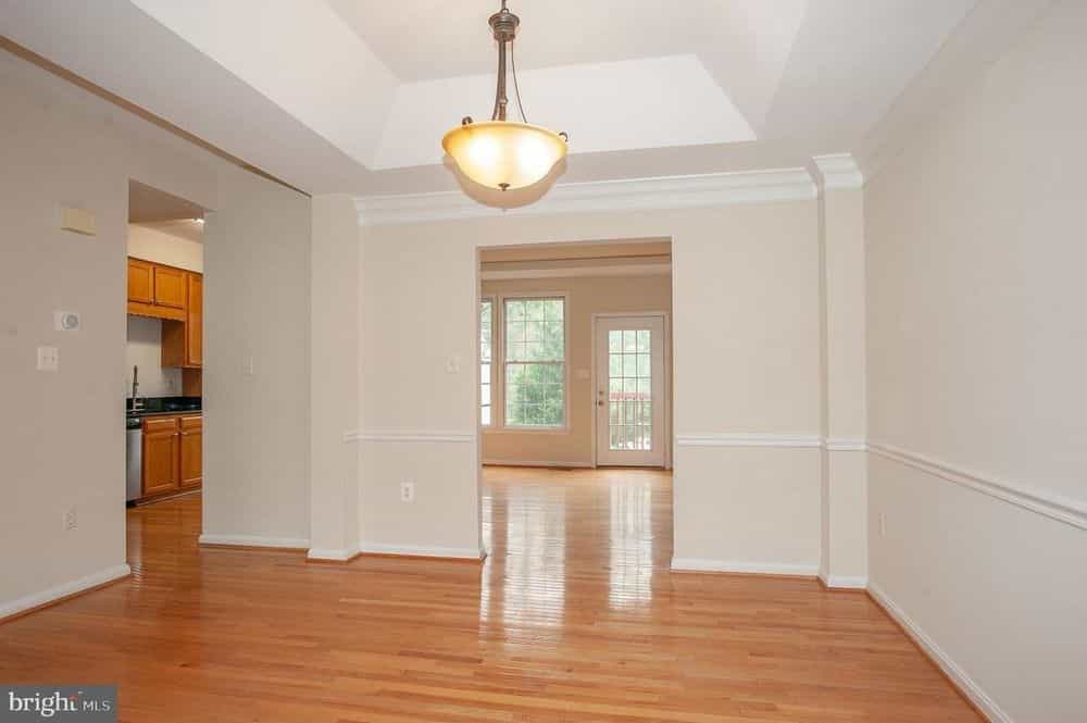 Picture of undefined, number 7